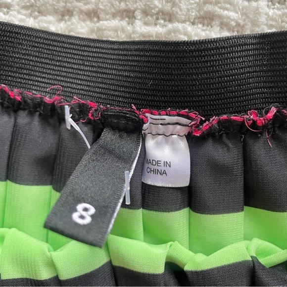 NWOT Vintage  Y2K colourful‎ stripe tennis skit - Picture 4 of 5